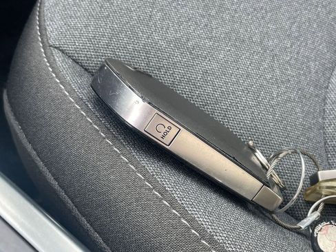 Used 2025 Kia K4 LXS image 23