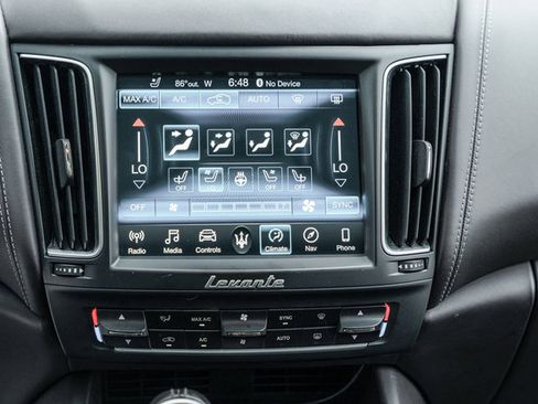 Used 2017 Maserati Levante S AWD/4WD image 29