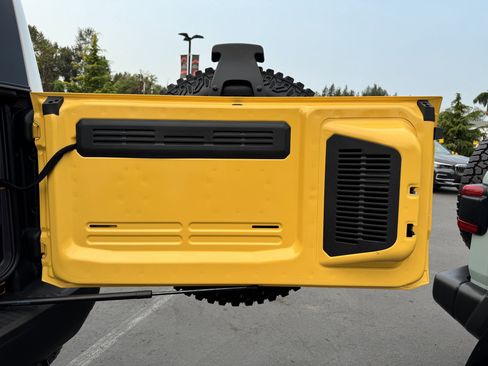 Used 2023 Ford Bronco Heritage Edition image 42