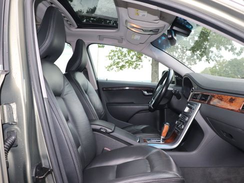 Used 2011 Volvo XC70 T6 image 22