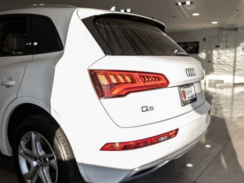 Used 2018 Audi Q5 2.0T Premium w/ Convenience Package image 14