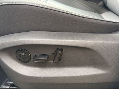 New 2026 Volkswagen Tiguan SE AWD/4WD image 15