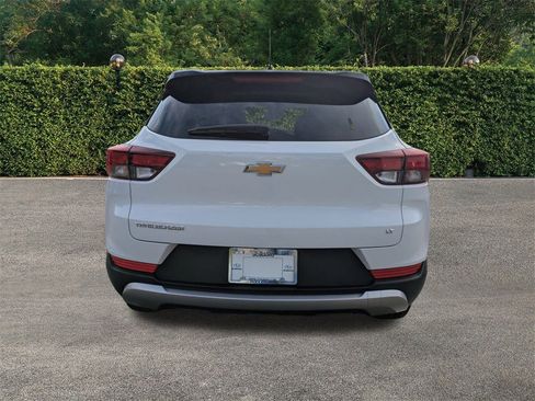 Used 2023 Chevrolet TrailBlazer LT w/ Convenience Package image 5