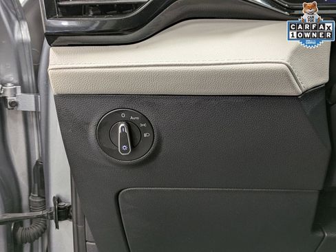 Used 2025 Volkswagen Taos S image 23