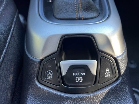 Used 2021 Jeep Compass Latitude image 27