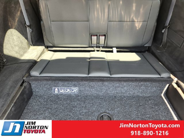 Used 2021 Mercedes-Benz E 450 4MATIC All-Terrain Wagon image 31