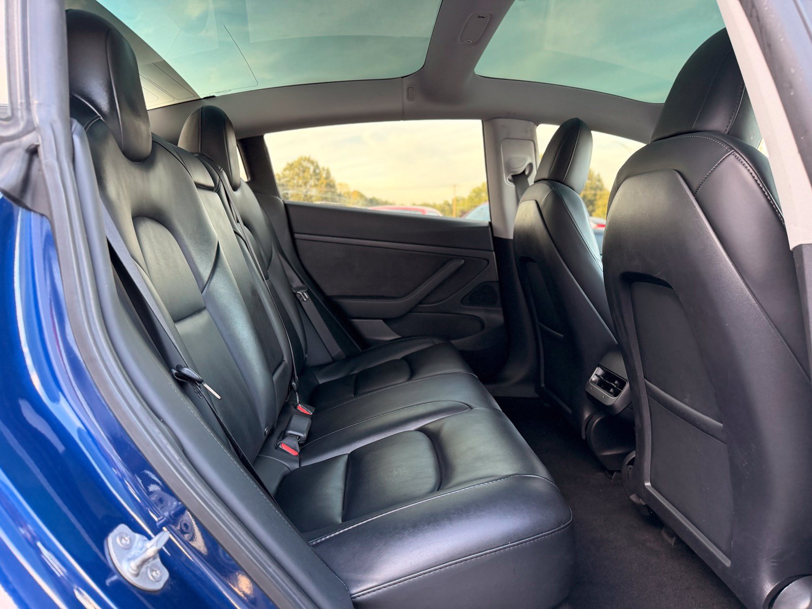 Used 2020 Tesla Model 3 Standard Range Plus RWD image 24