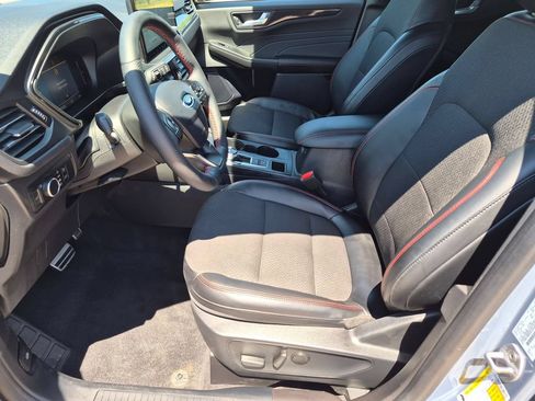 Used 2024 Ford Escape ST-Line w/ Tech Pack #1 AWD/4WD image 13