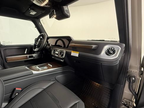 Used 2025 Mercedes-Benz G 63 AMG 4MATIC image 82