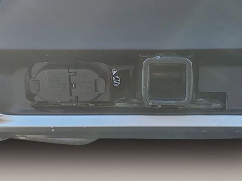 New 2025 Ford Explorer Active w/ Active Comfort Package image 10