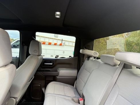 Used 2021 Chevrolet Silverado 1500 LT image 18