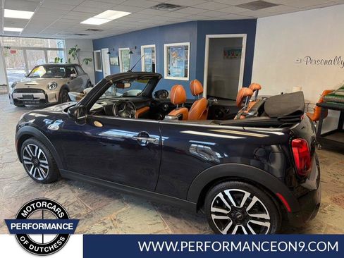 Used 2021 MINI Cooper S image 9