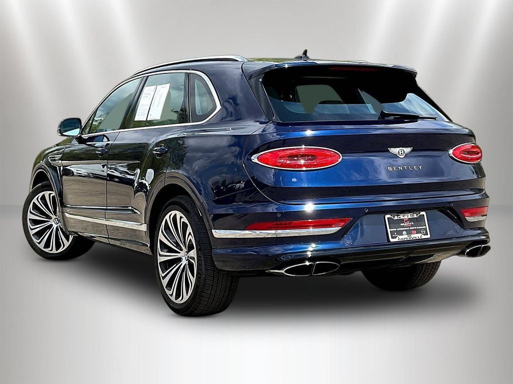 Used 2021 Bentley Bentayga AWD/4WD image 4