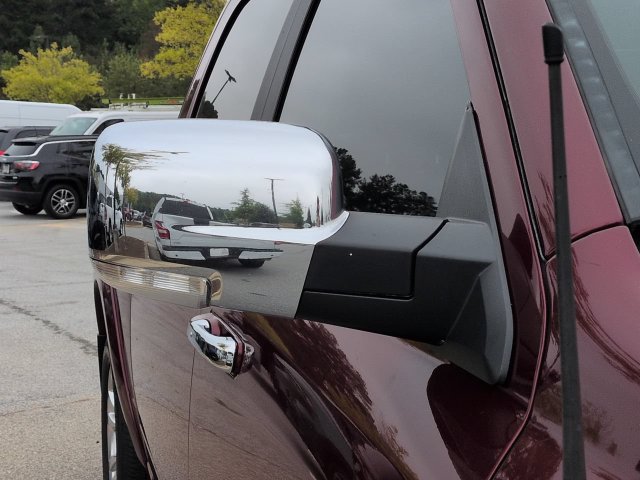 Used 2017 RAM 1500 Laramie Longhorn RWD image 11