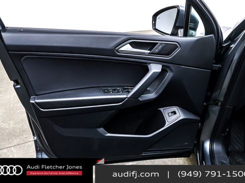 Used 2023 Porsche Taycan 4S image 21