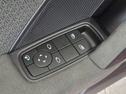 Used 2025 Porsche 911 Carrera GTS image 12