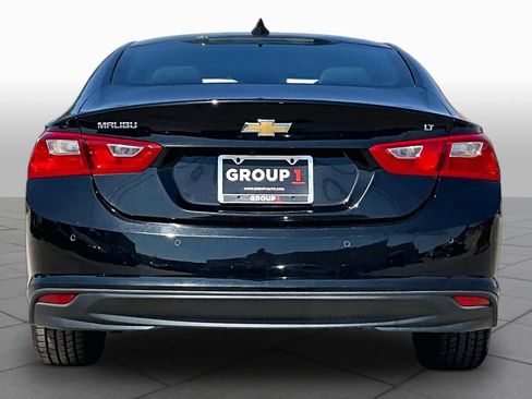 Used 2025 Chevrolet Malibu LT FWD image 5