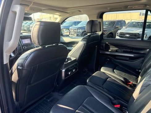 Used 2019 Ford Expedition Platinum AWD/4WD image 24