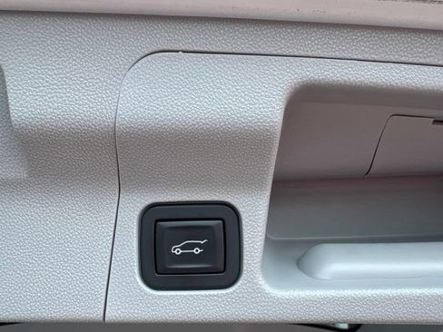 Certified 2019 GMC Acadia SLT AWD/4WD image 29