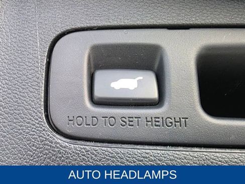 Certified 2022 Honda CR-V Touring image 19