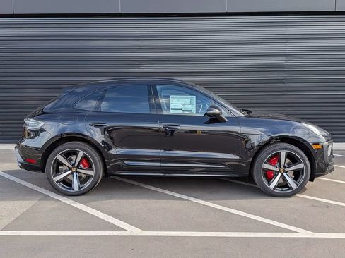 Certified 2026 Porsche Macan S AWD/4WD image 8