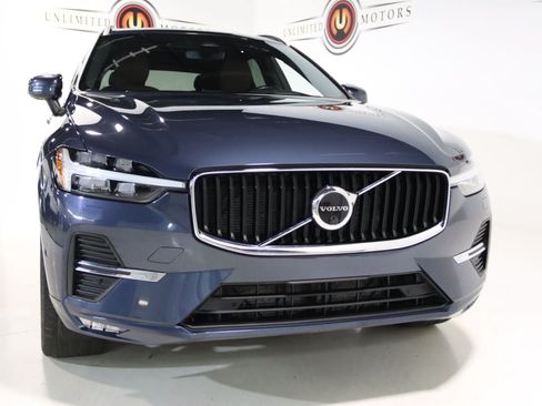 Used 2022 Volvo XC60 B5 Momentum w/ Advanced Package AWD/4WD image 23