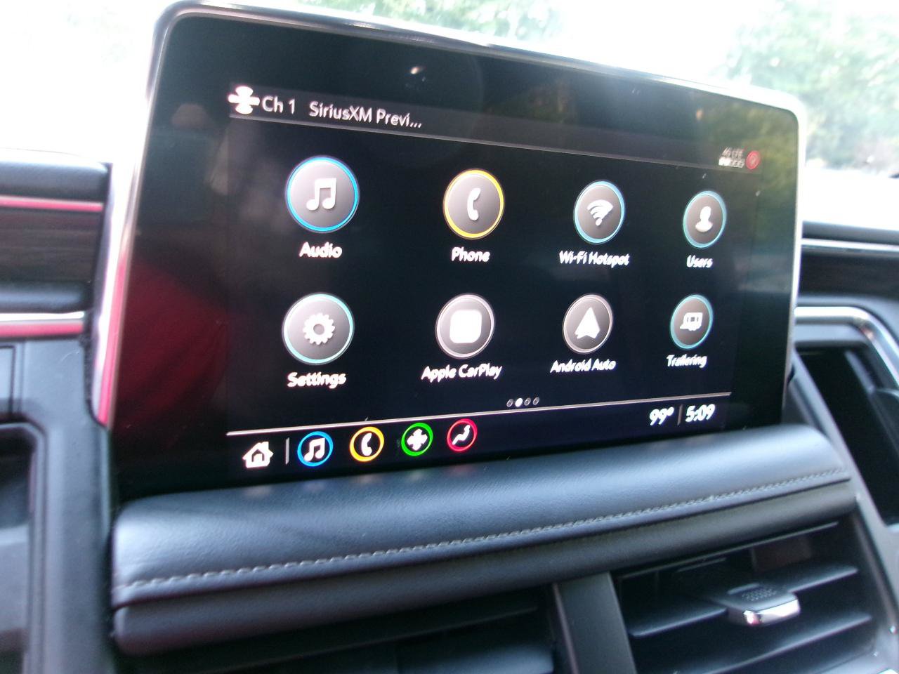 Used 2021 Chevrolet Tahoe Z71 AWD/4WD image 13