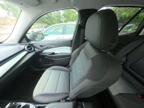 Used 2026 Chevrolet Trax LT w/ Driver Confidence Package FWD image 26