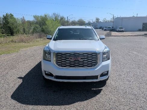 Used 2019 GMC Yukon XL Denali w/ Denali Ultimate Package image 8