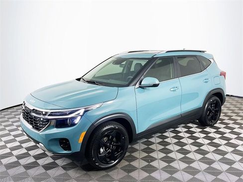 Used 2026 Kia Seltos EX image 4