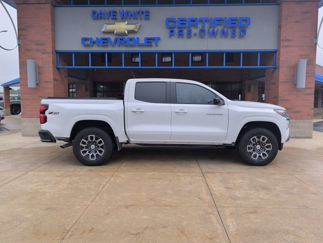 Used 2026 Chevrolet Colorado Z71 w/ Technology Package AWD/4WD image 10