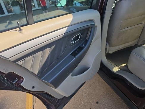 Used 2012 Ford Taurus SEL FWD image 13