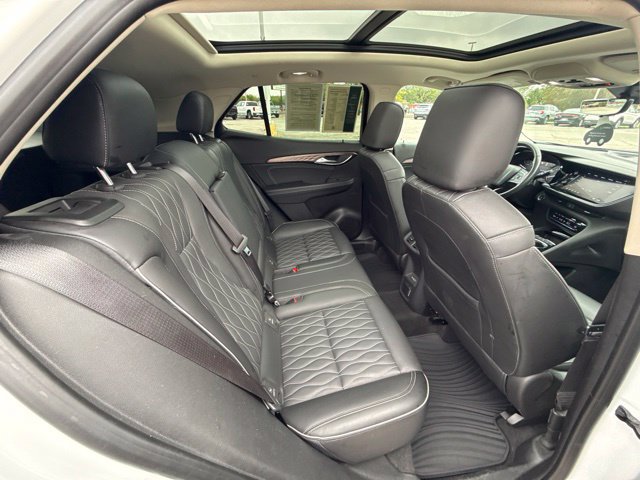 Certified 2022 Buick Envision Avenir w/ Technology Package II FWD image 37