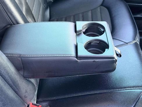 Used 2017 Ford Fusion SE w/ Equipment Group 201A image 22