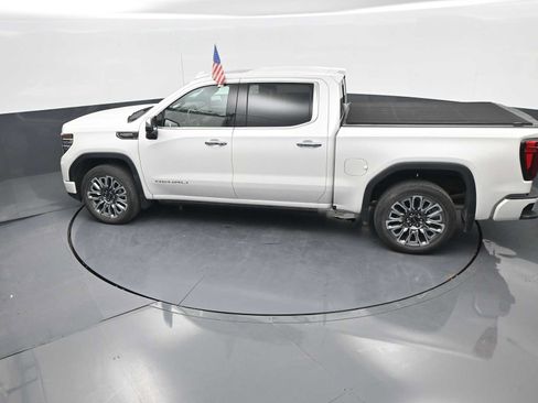 Used 2025 GMC Sierra 1500 Denali Ultimate AWD/4WD image 31