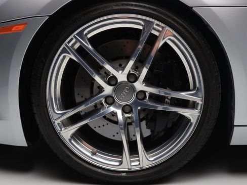 Used 2009 Audi R8 V8 image 5