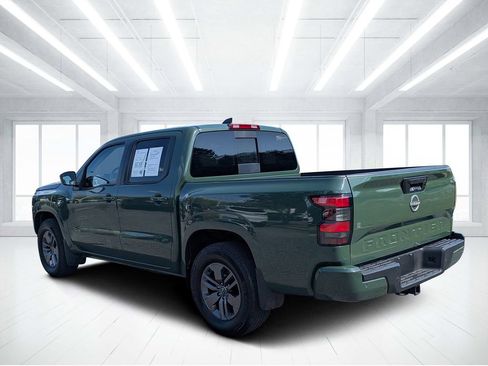 Used 2025 Nissan Frontier SV w/ SV Convenience Package image 5