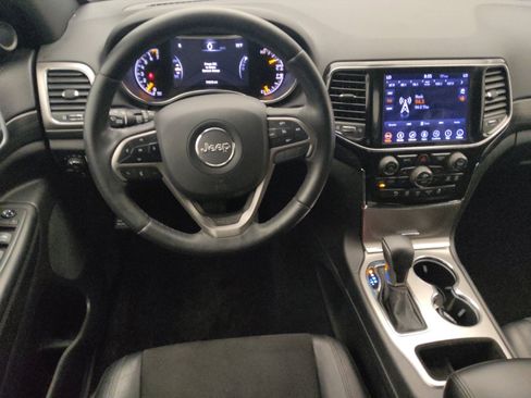 Used 2019 Jeep Grand Cherokee Altitude AWD/4WD image 22