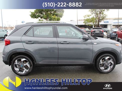 New 2026 Hyundai Venue SEL image 6