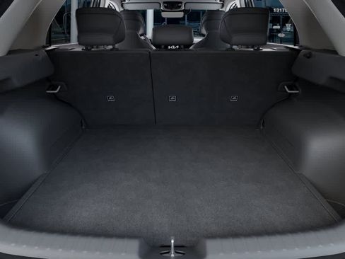 New 2025 Kia Niro SX image 19