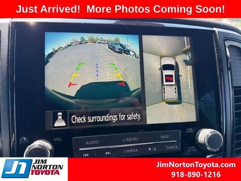 Used 2021 Nissan Titan PRO-4X w/ Pro-4x Convenience Package AWD/4WD image 11