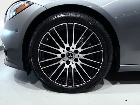 Used 2025 Mercedes-Benz C 300 4MATIC Sedan image 16