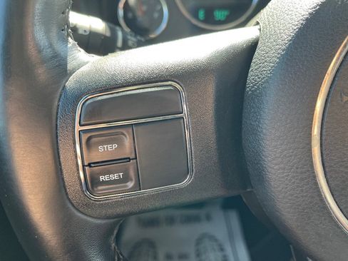 Used 2018 Jeep Wrangler Unlimited Sport S AWD/4WD image 18
