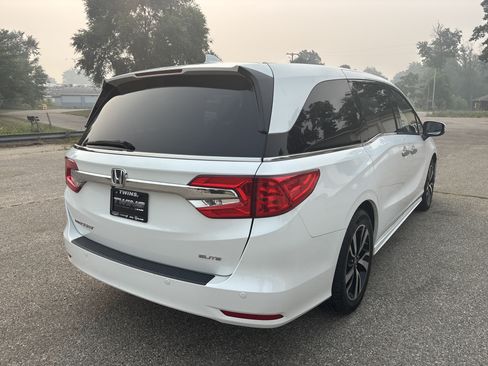 Used 2020 Honda Odyssey Elite image 6