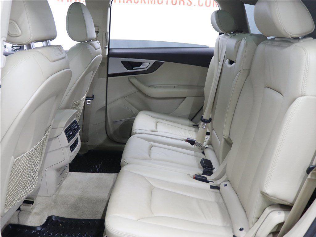 Used 2017 Audi Q7 2.0T Premium Plus AWD/4WD image 12