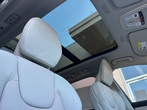 New 2026 Volvo XC60 B5 Ultra w/ Protection Package Premier image 19