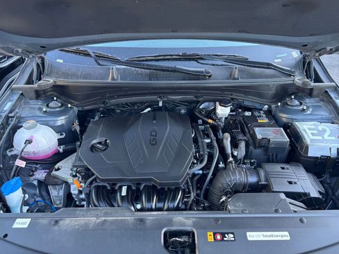 Used 2025 Kia Sportage LX image 31