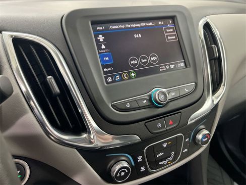 Used 2023 Chevrolet Equinox LS w/ LS Convenience Package image 13