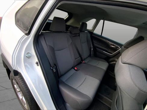 Used 2024 Toyota RAV4 XLE w/ Convenience Package FWD image 19