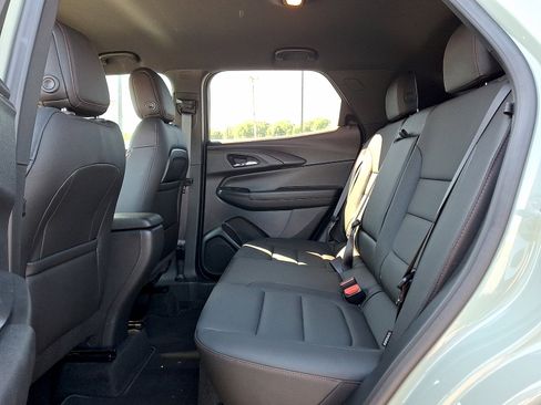 Used 2024 Chevrolet TrailBlazer RS w/ Driver Confidence Package FWD image 12